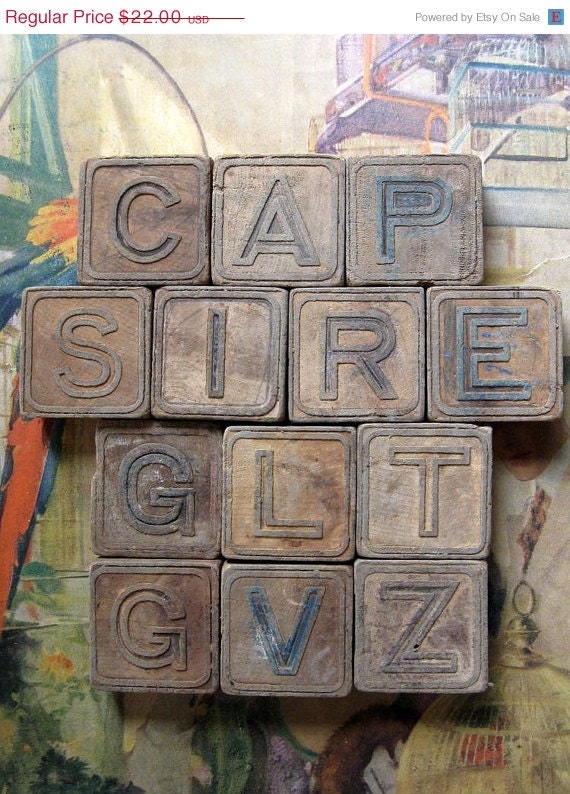 Pickers Sale. Vintage Wooden Blocks, Letters, Pictures, Rustic and Worn (13)