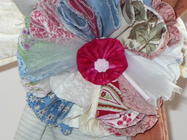 Confetti Flower Tie Back - Curtain Tie Back - Country Bedroom