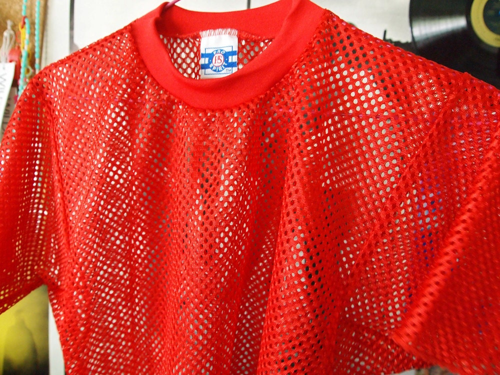 PLAY BALL // Vintage 90s Sporty Red Cropped Mesh Net Shirt, XS-S