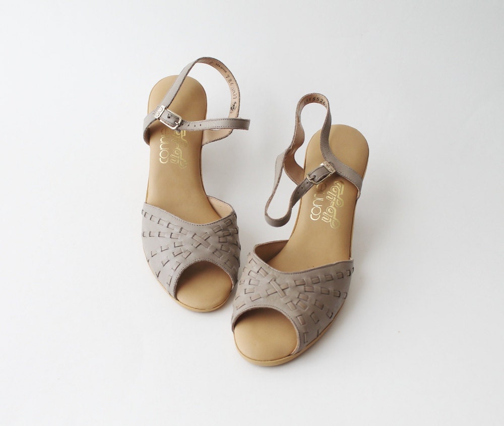 1970's Mary Jane Peep Toes Woven Wedges Size 7