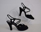 1940s shoes / Hey Stud Vintage 40's Strappy Peeptoe Heel Shoes