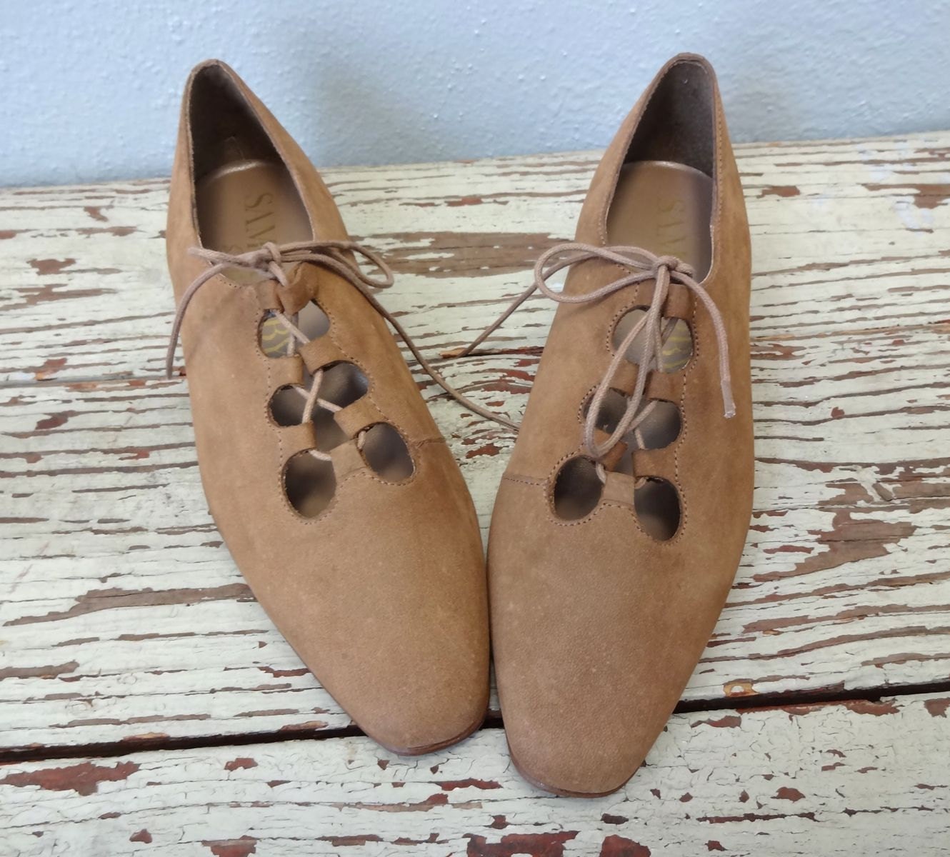 Vintage SAM and LIBBY Flats / 1990s Lace Up Shoes / Sam and Libby Edelman Shoes