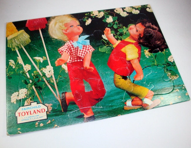 Vintage Puzzle, Child's, Toyland, Tray Puzzle, Fairchild  (945-12)