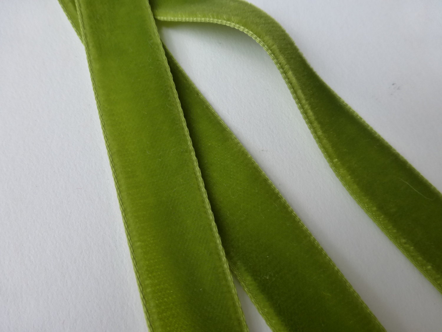 Vintage Moss Green Size 3  Swiss Velvet Ribbon 2 yards