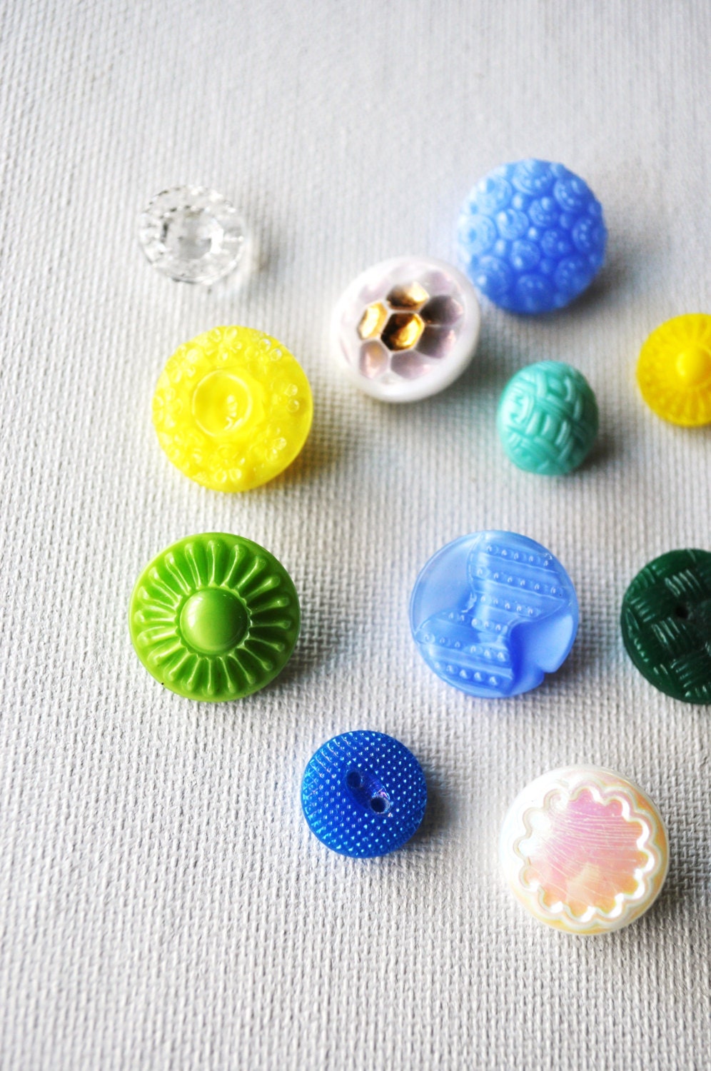 Lot of Colorful Vintage Molded Glass Buttons Antique 1950s 1940s