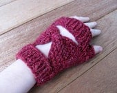 Bow Tie Fingerless Mittens Cranberry Tweed in Llama, Silk, Wool