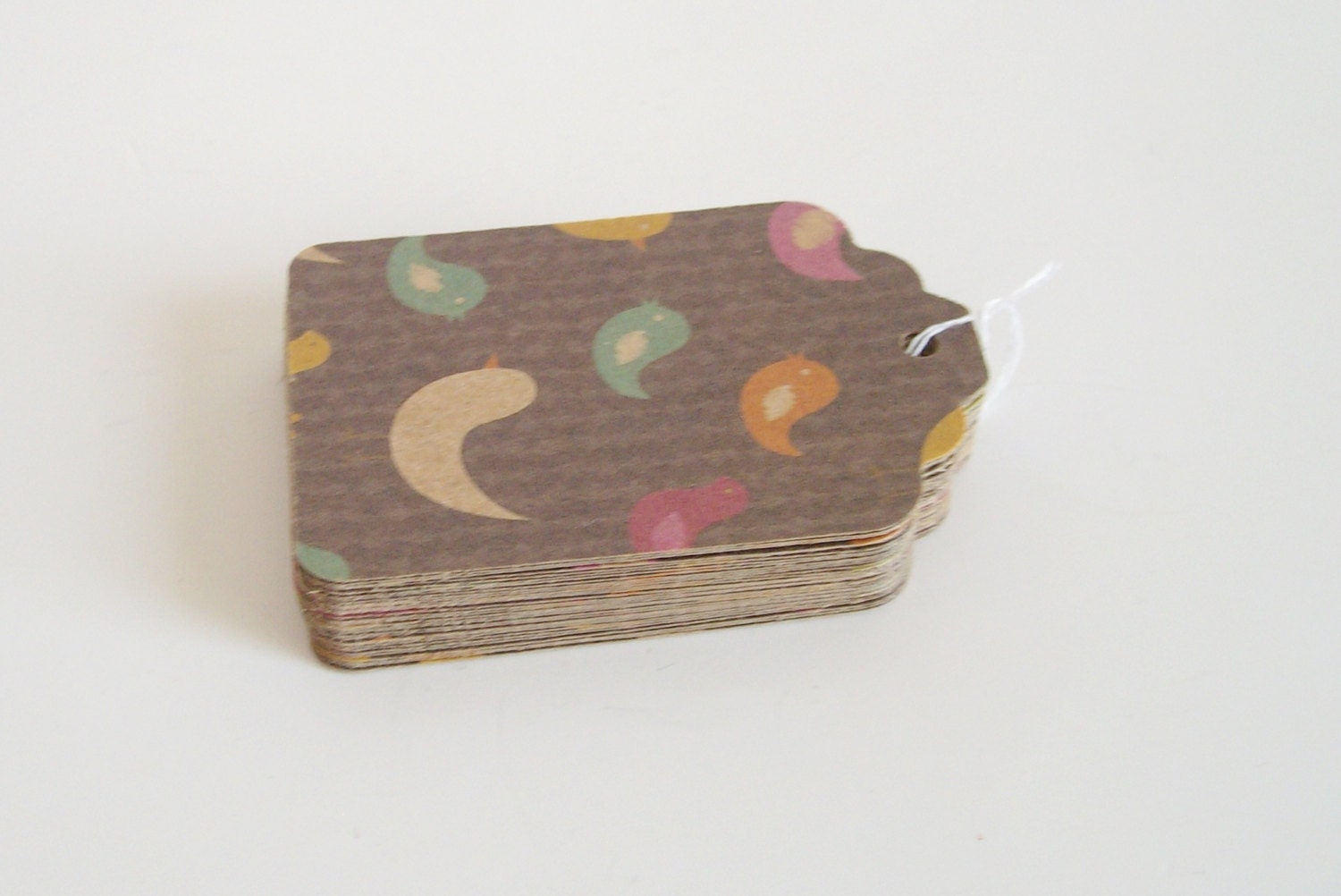 30 Little bird printed kraft tags, hang tag, wishingtree tag, gift tag, product tag, scrapbooking tag, gift label, embellishment, birds
