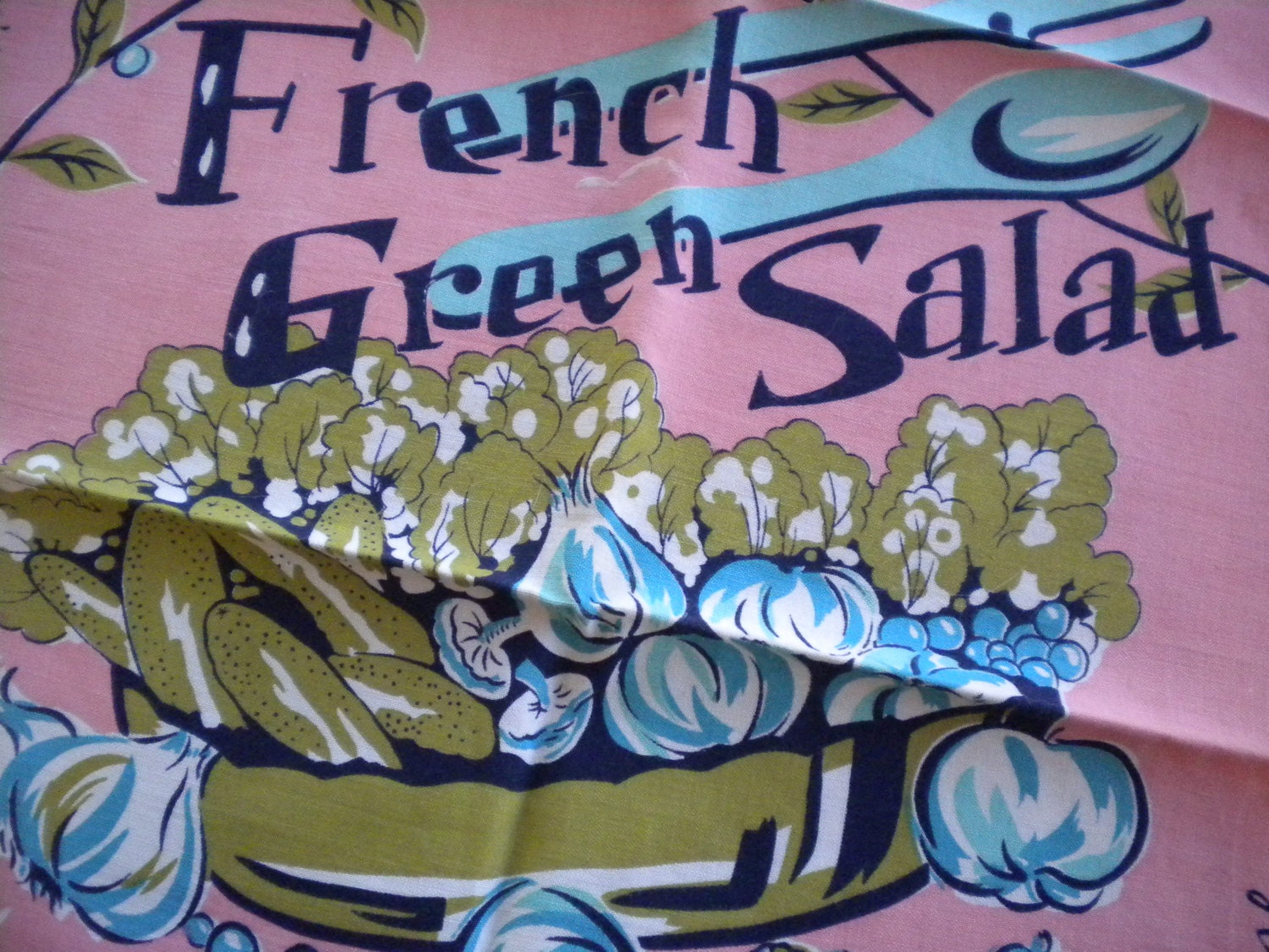 Vintage Pink and Aqua French Salad Tea Kitchen Towel MWT