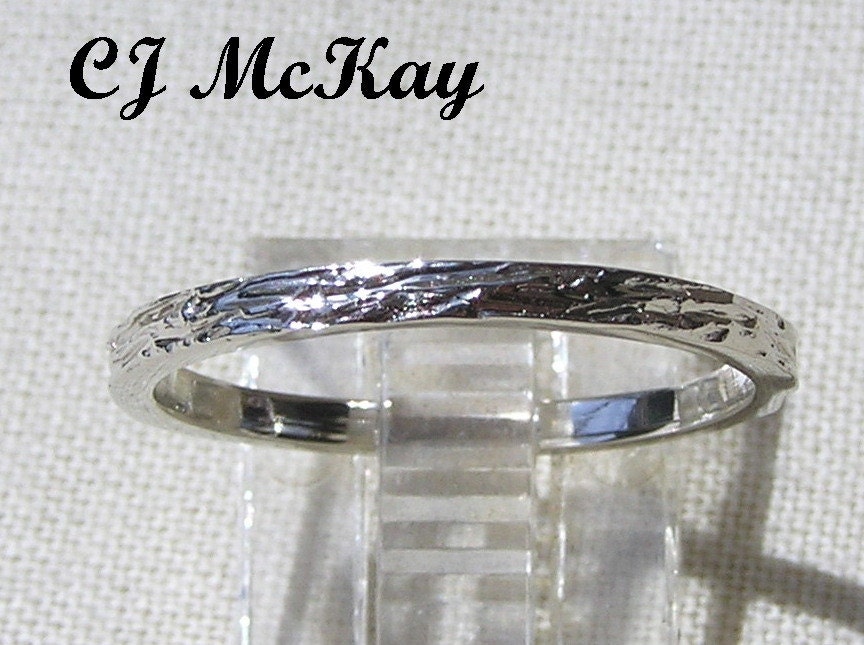 14K White Gold Tree Bark Shadow Band CR67Q
