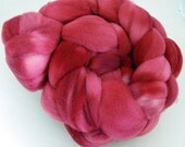 DESTASH SALE - Fluff Fibers Rambouillet Combed Top Spinning Fiber - Strawberry Rhubarb - Red/Pink - 4 oz