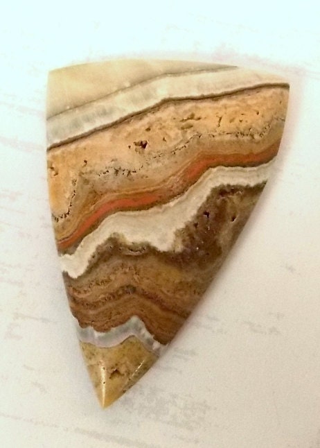 Cabochon Caramel Lace Onyx Freeform