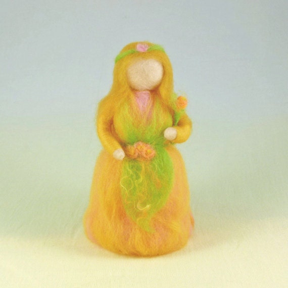 Summer Flower Wool Table Doll Needle Felted