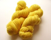 snapdragon light fingering - warm yellow