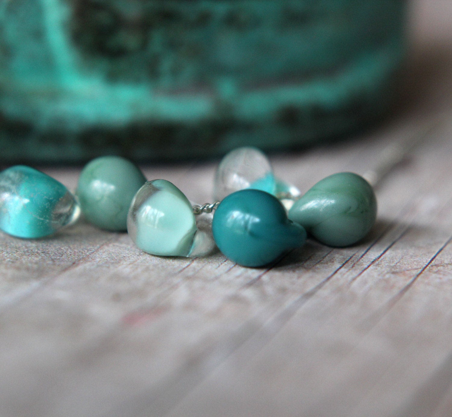 Sea Green Necklace - Teal, Aqua, Turquoise, Jade - Unicorne Glass Droplet Beads - Silver Chain - Gift Box