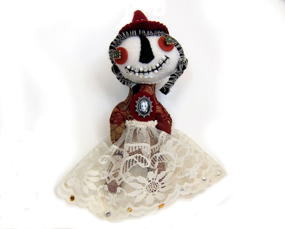 Gwendolyn - folk art doll Halloween witch