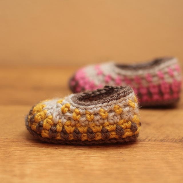 Instant Download - Crochet Pattern - Galilee Booties (Newborn to 24 mo)