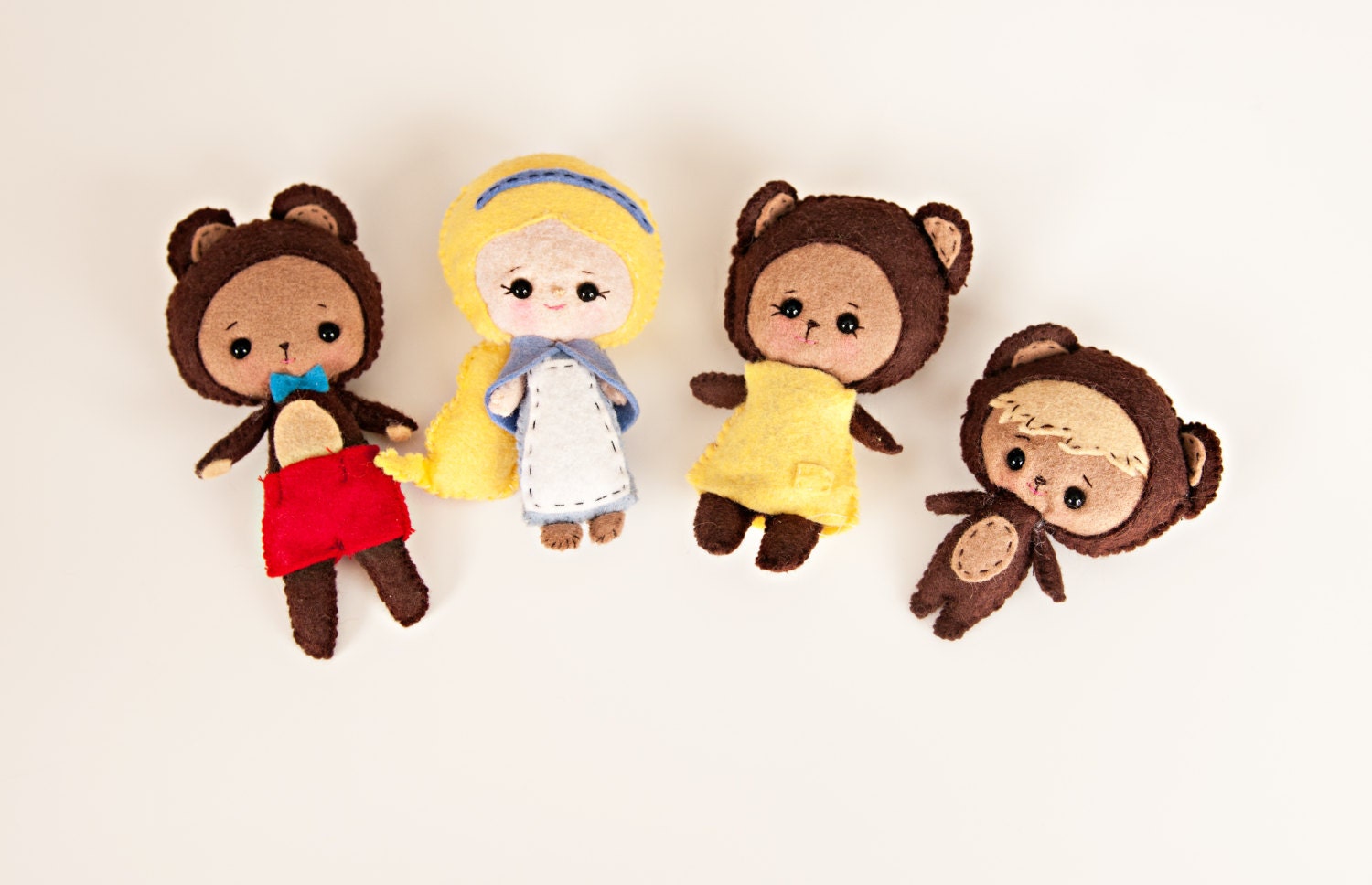 Dottie Doo Littles Classic  Goldilocks and the Three Bears play set, 4 inch dolls, felt, art, dollhouse, miniature,  toy,, interactive play