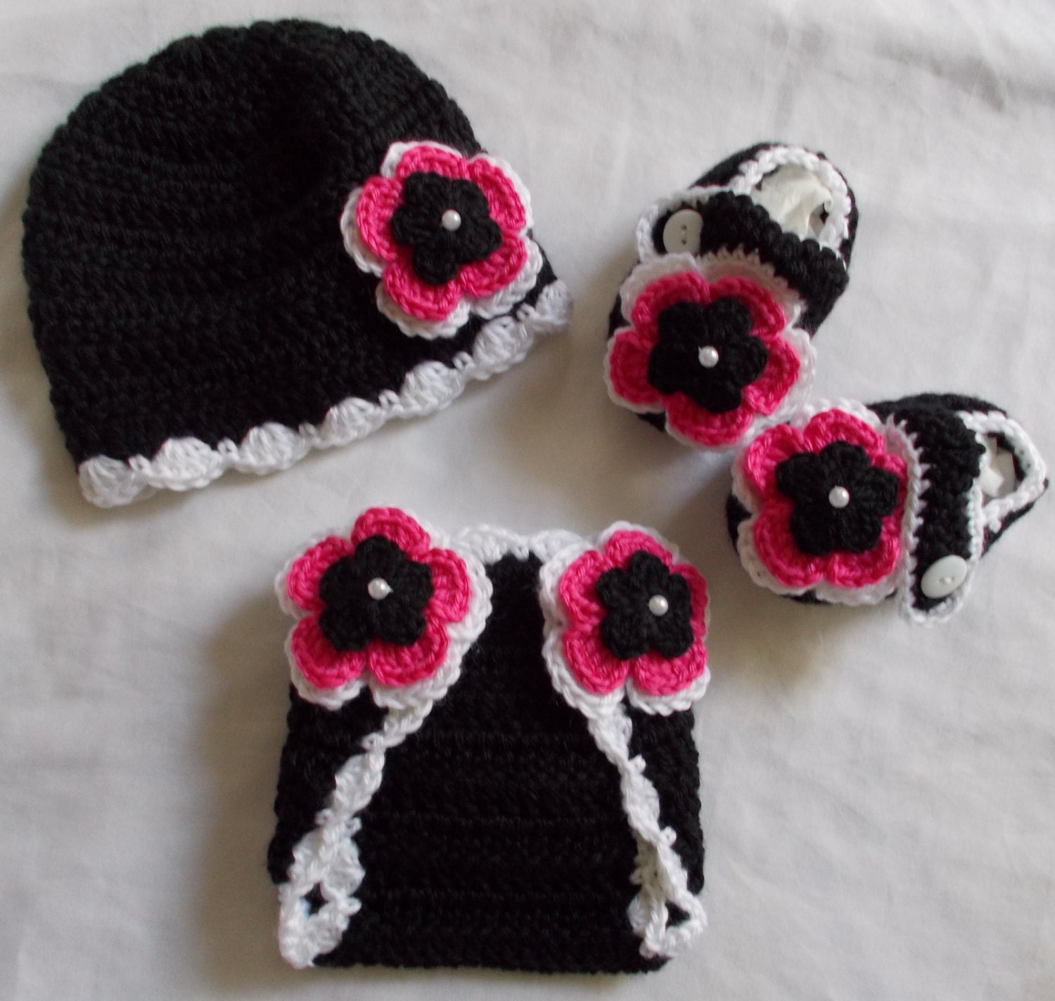 Baby Girl Black and White Crochet Hat, Booties, and Diaper Cover  10025