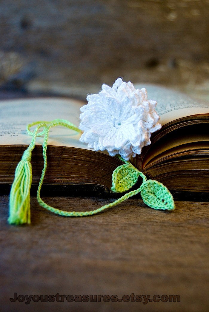 Handmade Crochet White Dahlia Flower Bookmark