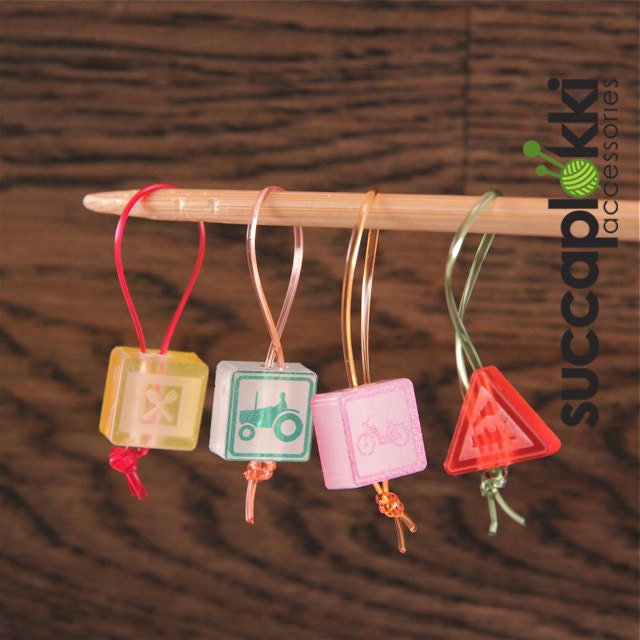 Liikennemercci (road sign) - Stitch markers  - COLLECTION