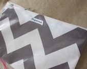 Chevron vinyl zipper bag