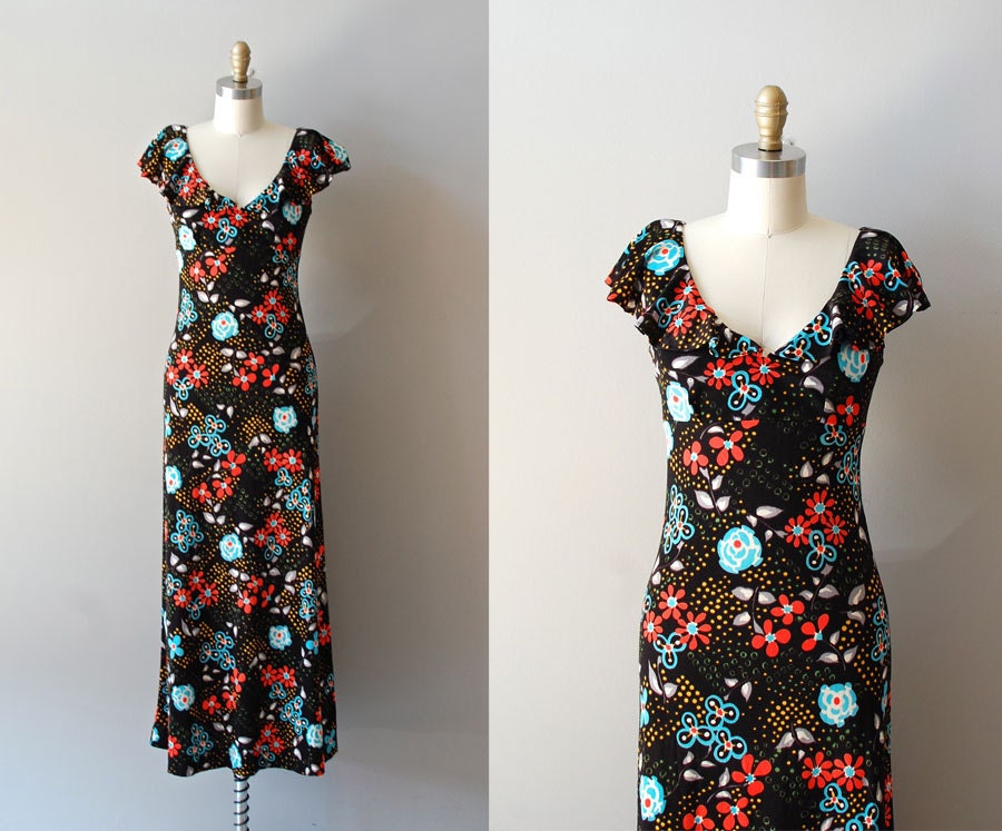 1970s maxi dress / black floral maxi dress / Dilly Girl dress