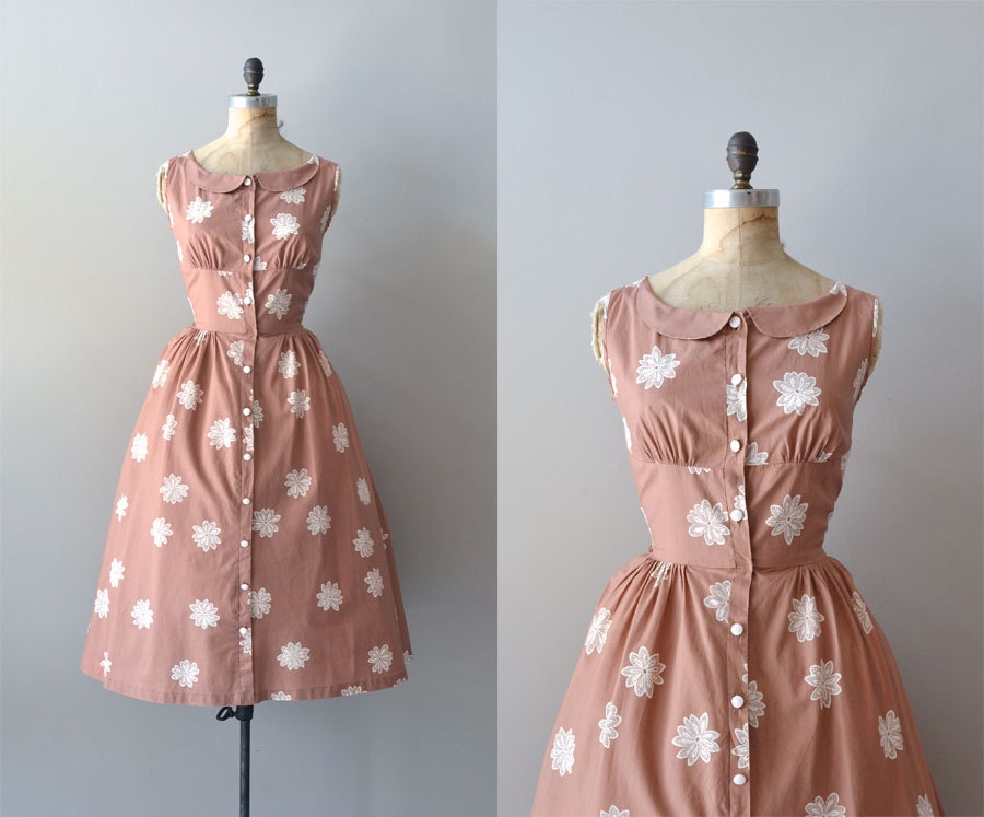 vintage 1950s dress / cotton 50s dress / Spiroflower dress