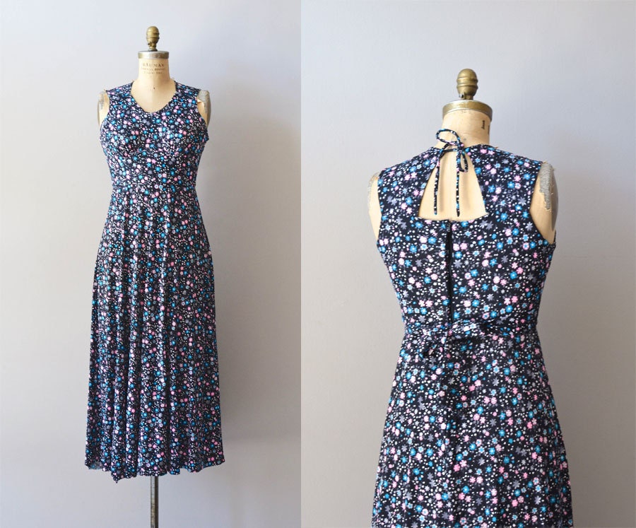 vintage 70s dress / 1970s floral dress / Jingo halter dress
