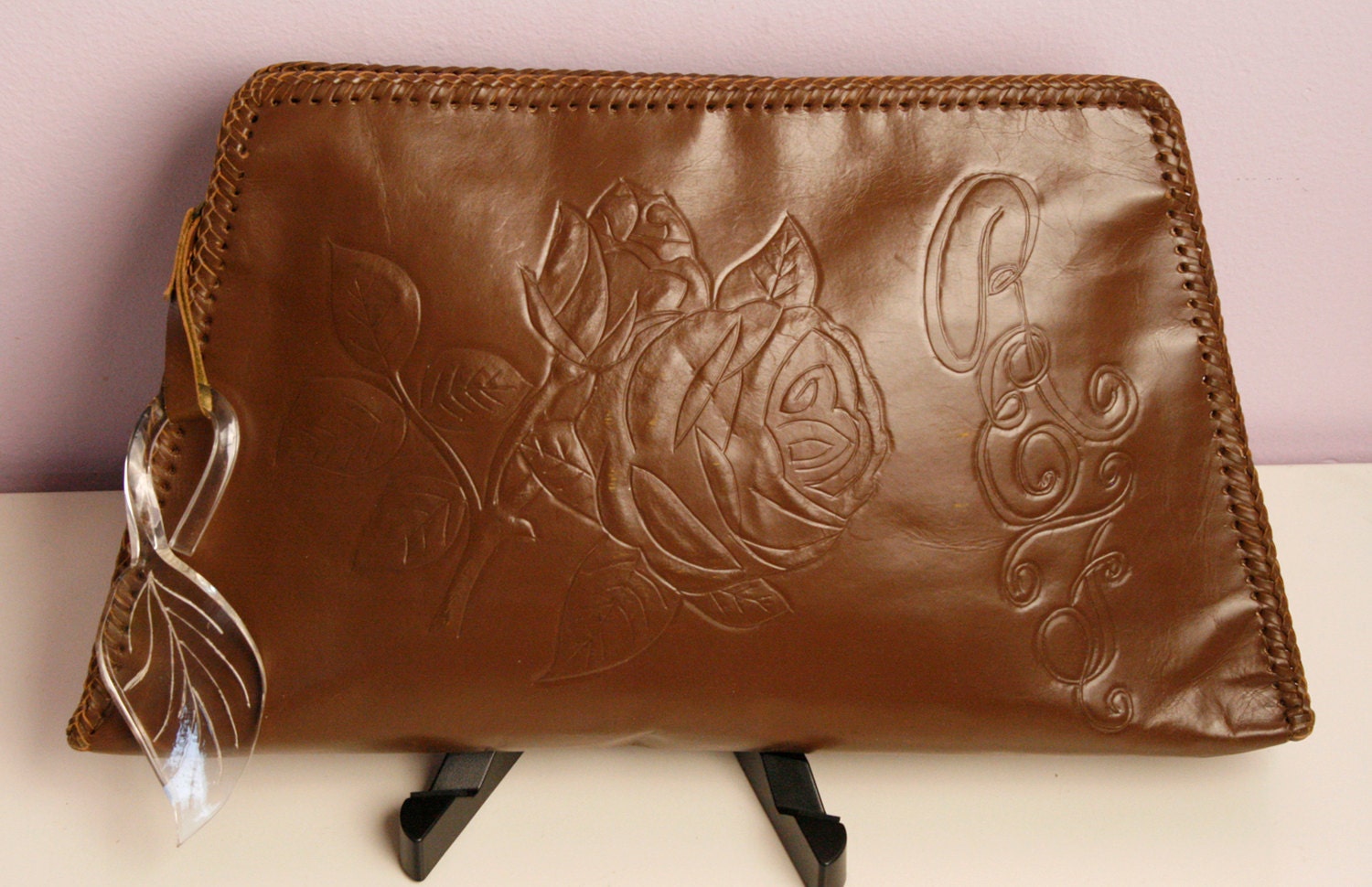 Vintage 1940s tooled leather monogram clutch with lucite leaf zipper pull handmade incredible purse