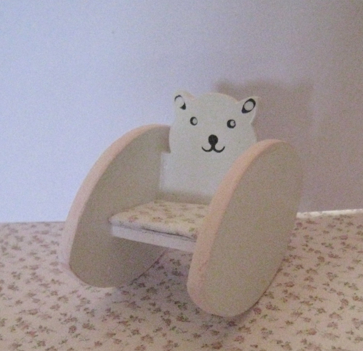 Bear Rocking chair,  Pink and White, with rosebud seat cushion.   twelfth scale dollhouse miniature