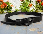 Skinny Leather Belt in Black by Muse 1 inch