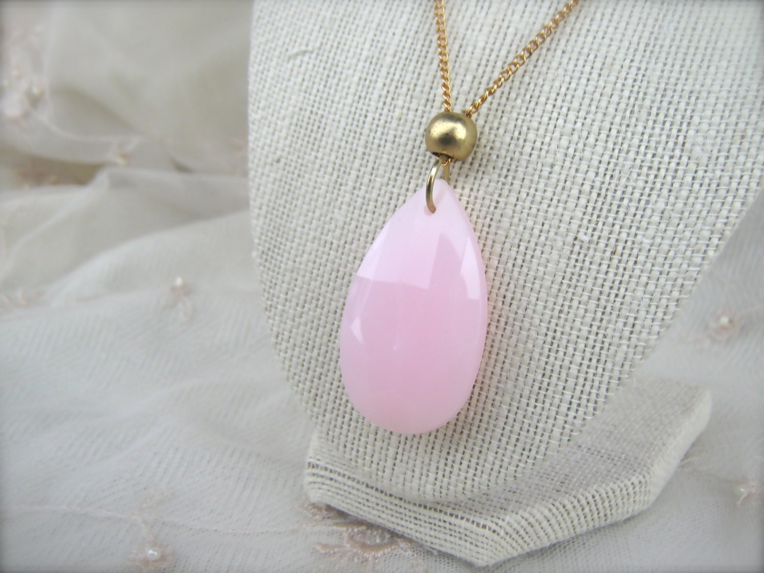 Pink Pendant Necklace. Large Briolette Pendant. Cotton Candy, Bubblegum, Pastel Pink. Gold Chain. Shabby Chic. Pink Necklace.