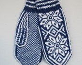 Norwegian handknitted mittens for men in navy blue and off white