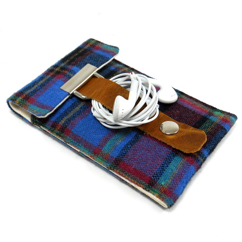 iPhone 5 case - blue and magenta vintage plaid