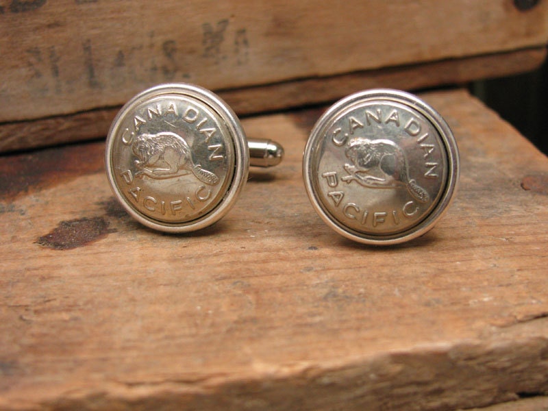 Button Jewelry - Upcycled Canada Pacific Railway Silver Cuff Buttons - Cuff Links for Man - Beaver Logo - Rare and Collectible