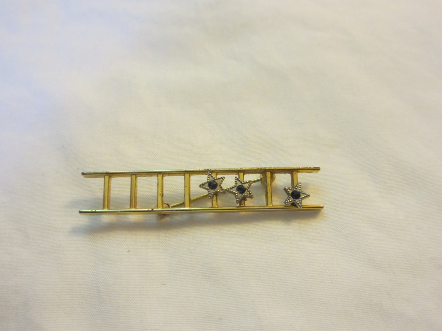 Vintage Gold Ladder Pin Brooch With Three Stars Sapphire Centers Sorority Pin Fraternal Order Pin