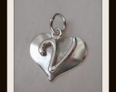 Sterling silver Heart alphabet "V"  Charm