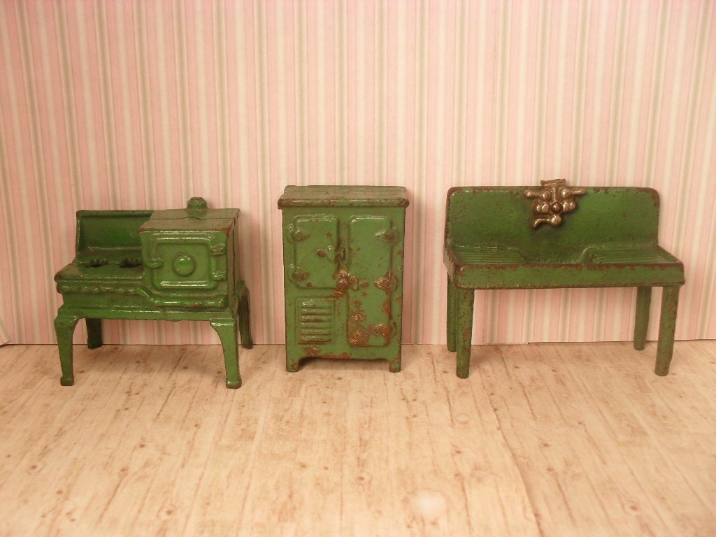Vintage Cast Iron Dollhouse Kitchen Set by Kilgore - Half Scale - Sink Stove and Icebox 1933