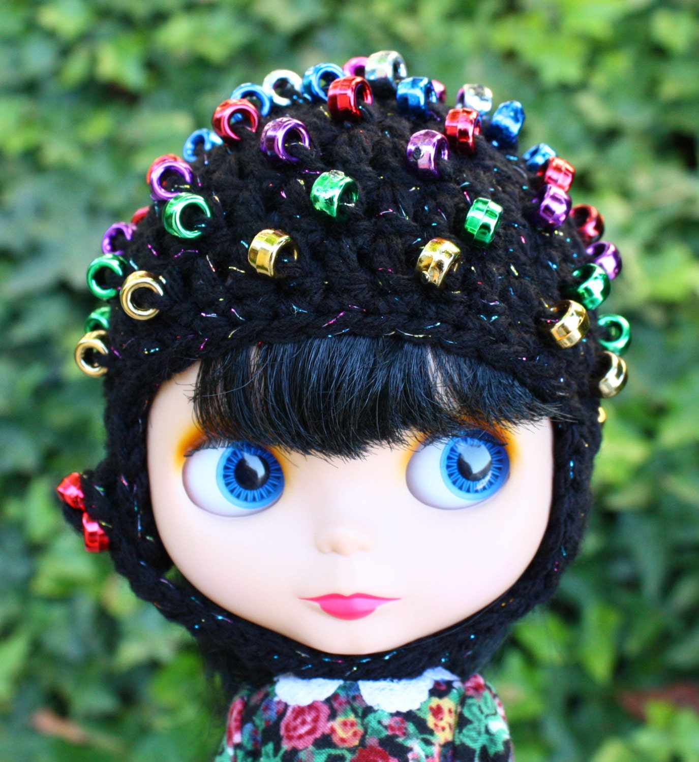 Bauble Helmet for Blythe: Confetti and Streamers