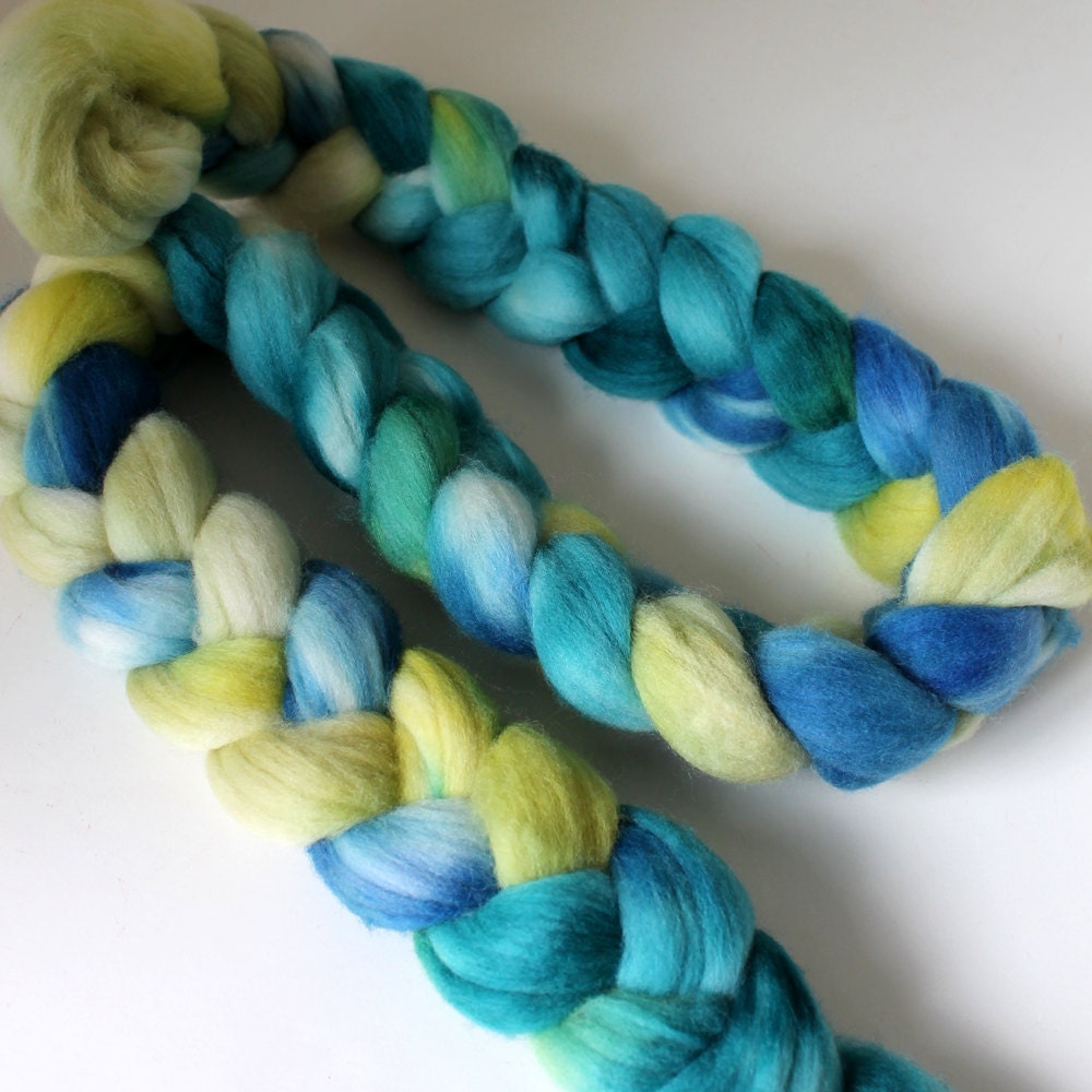 Merino Roving - Hand Painted - Hand Dyed for Spinning or Felting - 4oz - LAKE SIDE