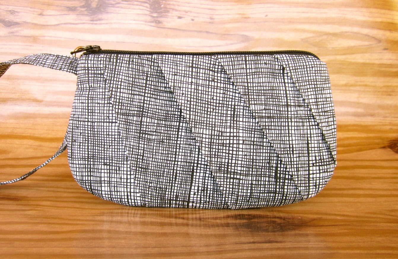 iPhone Small Wristlet Pouch -  Cell Phone and Card Holder - Black Crosshatch