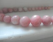 Pale Pink Necklace Powder Graduated Beaded baby Faceted Rose Chunky Statement