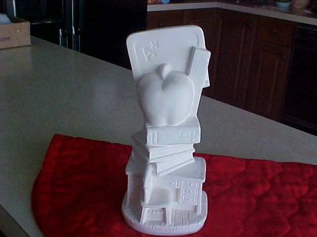 Teachers stack book end U paint ceramics