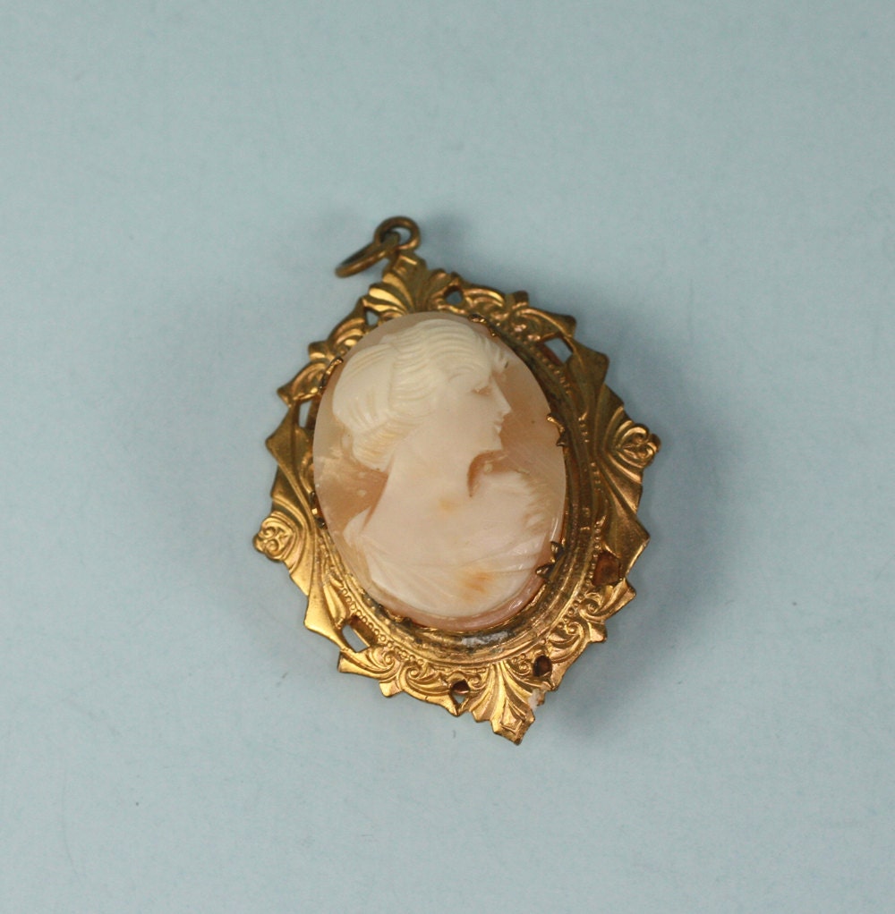 Vintage Carved Shell Cameo Locket Pendant Ornate Frame