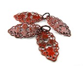 One Enameled Oval Filigree Pair / Red enamel Lot 5