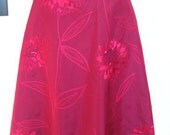 Liz Claiborne Magenta Silk Embroidered Flower Skirt Size 4