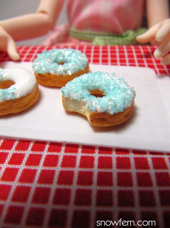 Miniature Donut - Bitten Blue Sugar -1/4 Scale for BJD, MSD, YoSD, Unoa, Resin Dolls etc