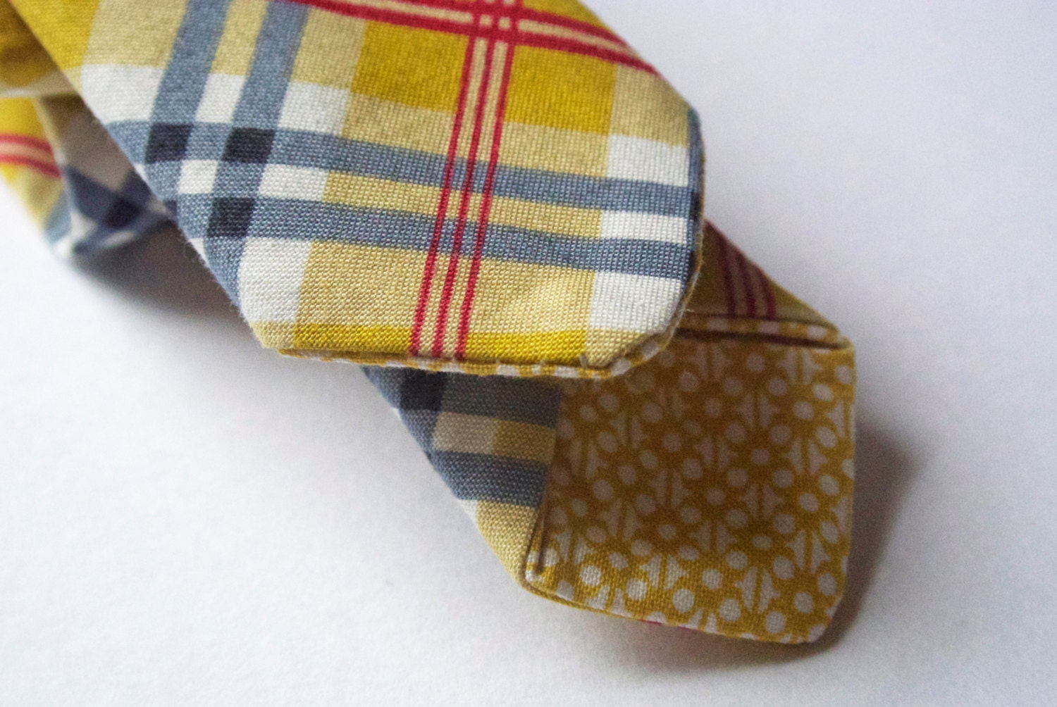 Wedding Necktie- Men's Skinny Plaid Necktie