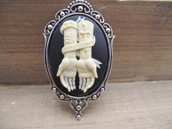 No Regrets - Morbid Cameo Necklace