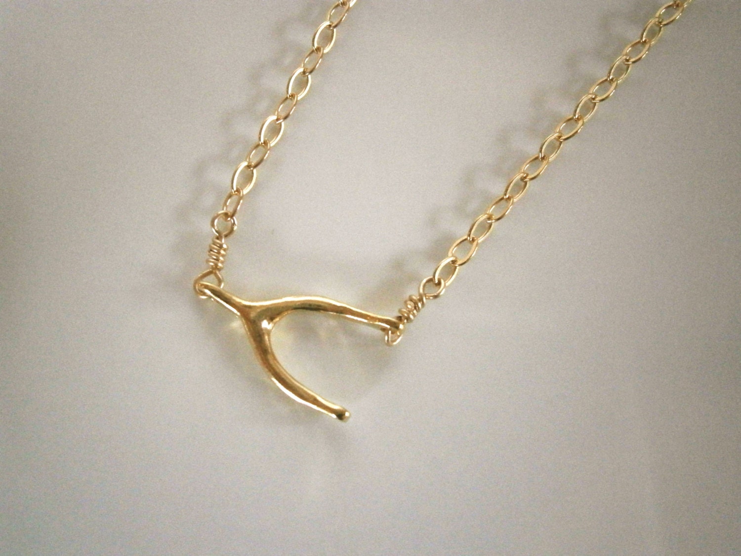 Sideways Wishbone Necklace, Gold Wishbone Necklace, Minimalist Jewelry, Simple, Modern, Everyday Jewelry, Luck, Lucky